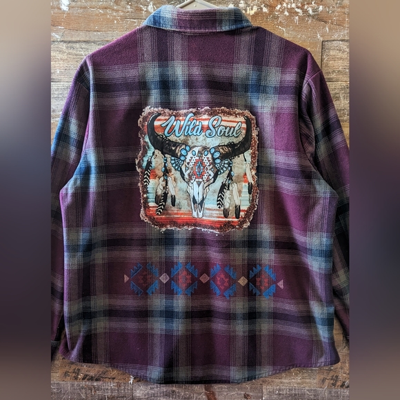 Upcycled Wild Soul W Painted Aztec Plaid Fleece like Shacket - Picture 6 of 14